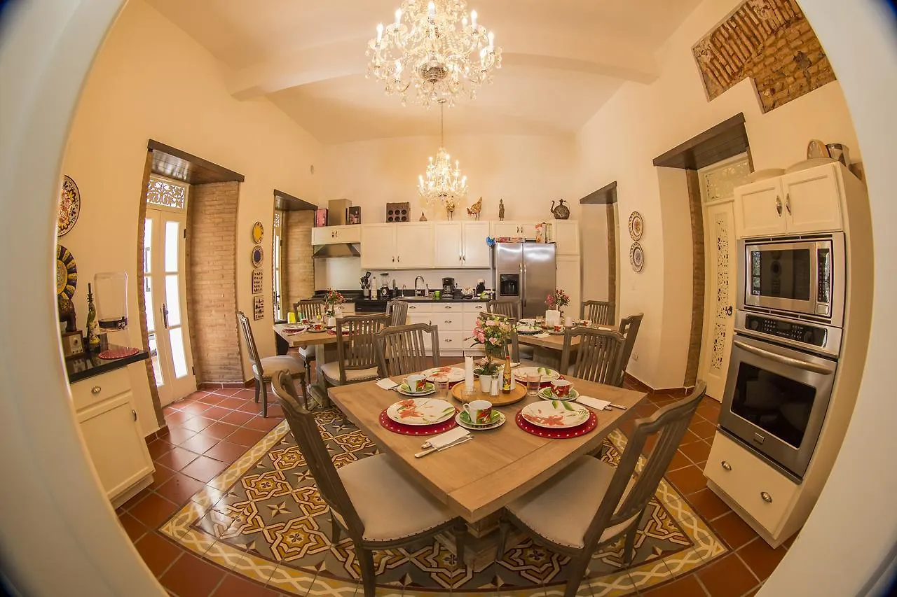 Hotel Colonial 154 H Boutique Santo Domingo 4*,